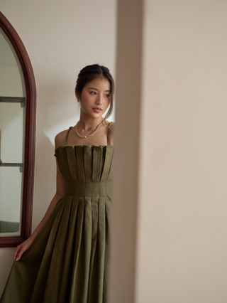 FABLAB DUNNE Camilia Dress (olive) เดรสสายเดี่ยวสไตล์มินิมอล