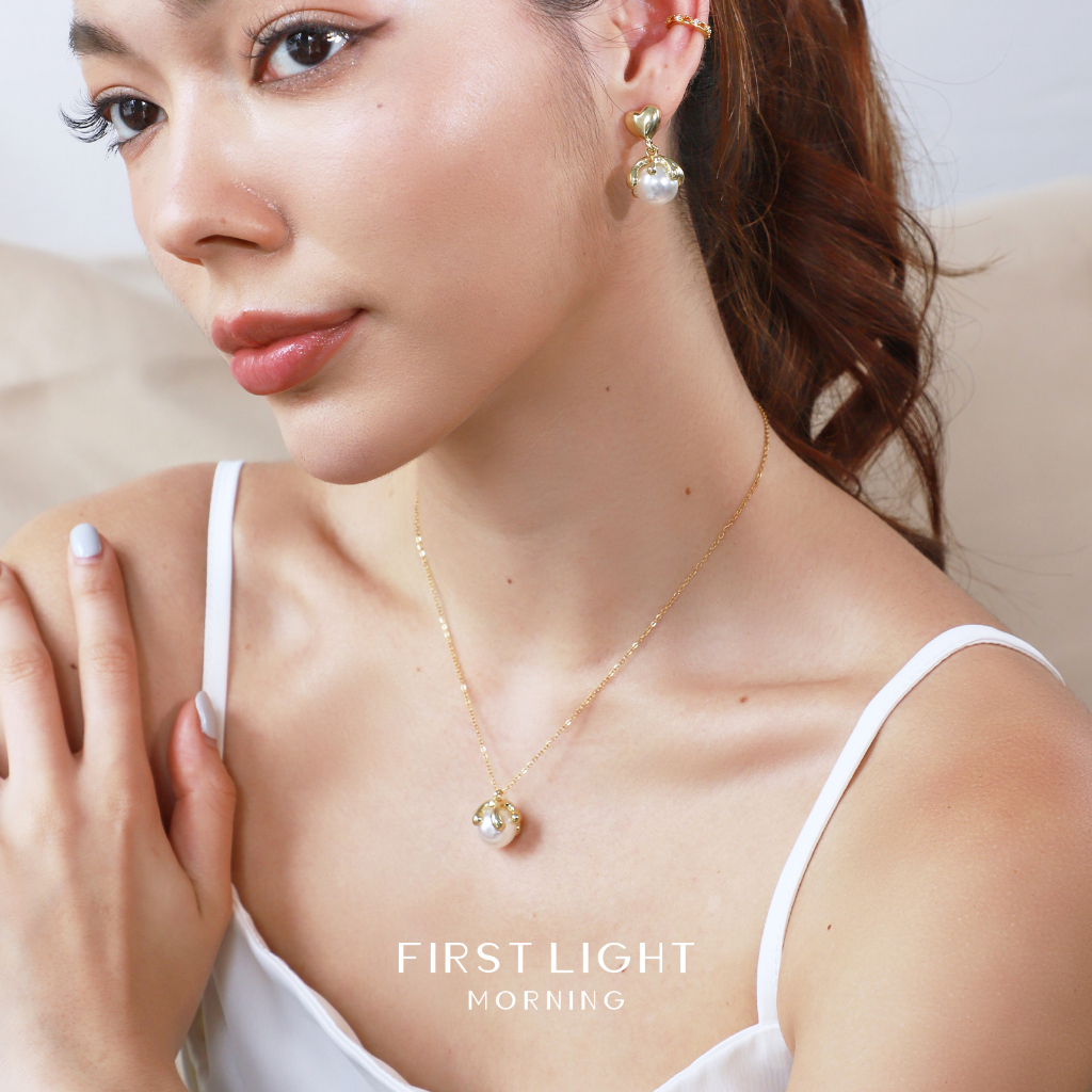 first-light-morning-pearline-necklace-สร้อยพร้อมจี้ประดับมุก-ความยาว-40-44-cm