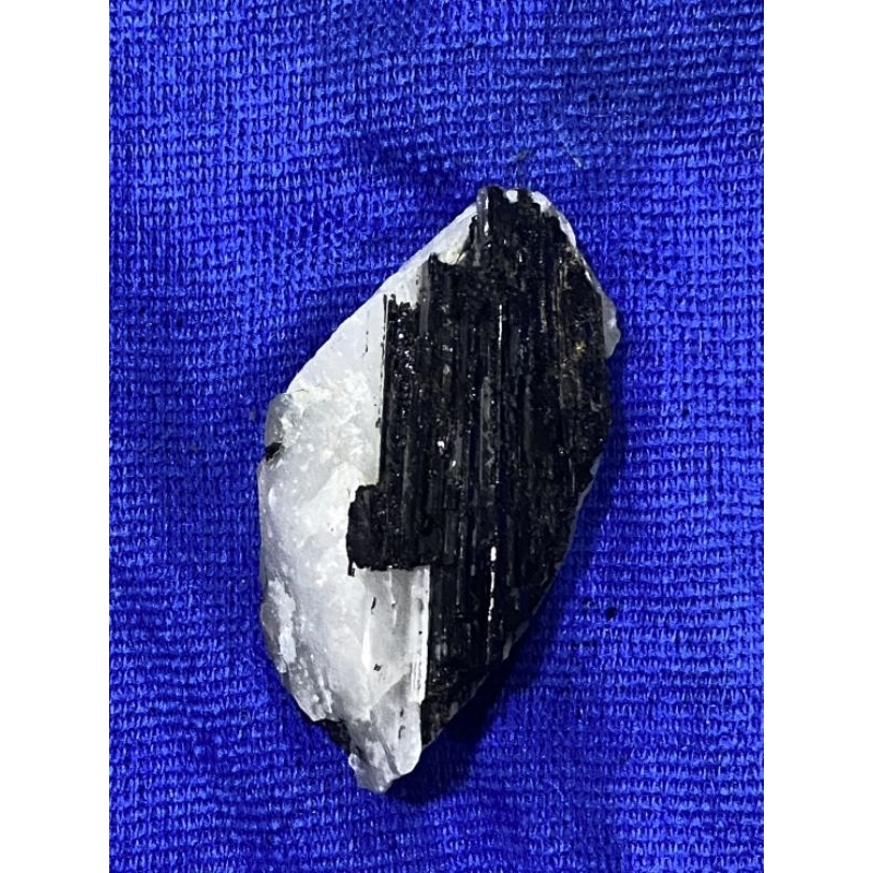 ผลึก-แก้วขนเหล็ก-black-rutile-quartz-black-tourmaline-quartz