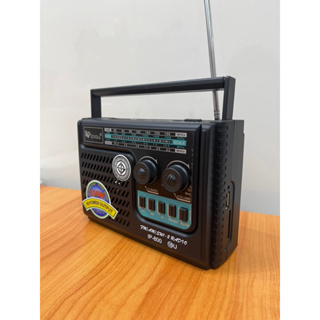วิทยุ IP-800(18U)  ให้คุณภาพเสียงที่คมชัด กังวาล  รับคลื่น FM/AM ชัดทุกคลื่น สถานี/-มีช่องเสียบ USB/SD-CARD*