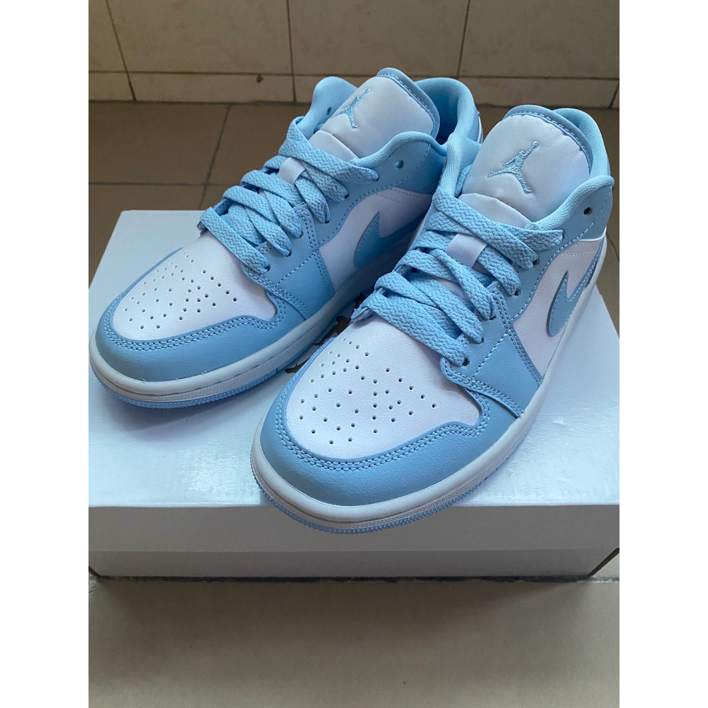 nike-jordan-air-jordan1low-aluminum-dc0774-141-ของแท้-100-sneakers