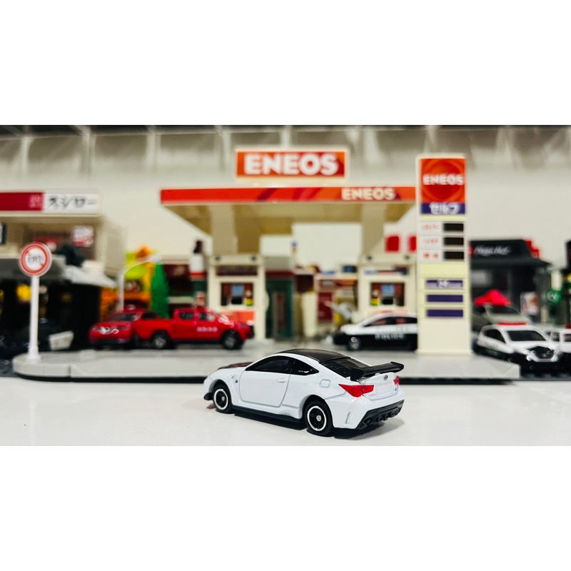 model-tomica-vehicle-lexus-rc-performance-white-no-84