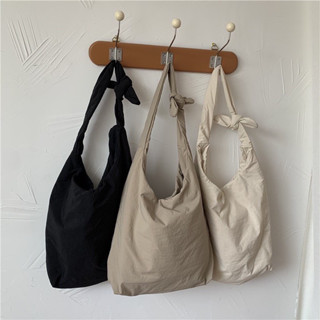 กระเป๋าสะพายรุ่น plain tote bag