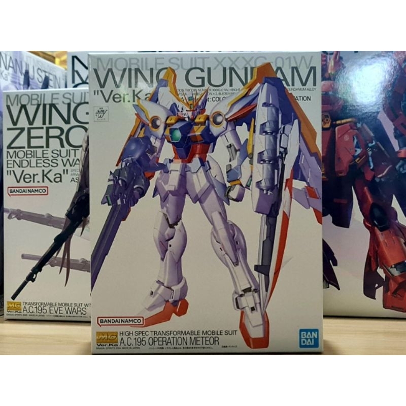Maquette Bandai Namco Gundam Gunpla MG 1/100 Ver Ka Wing Gundam Zero Ew pas cher