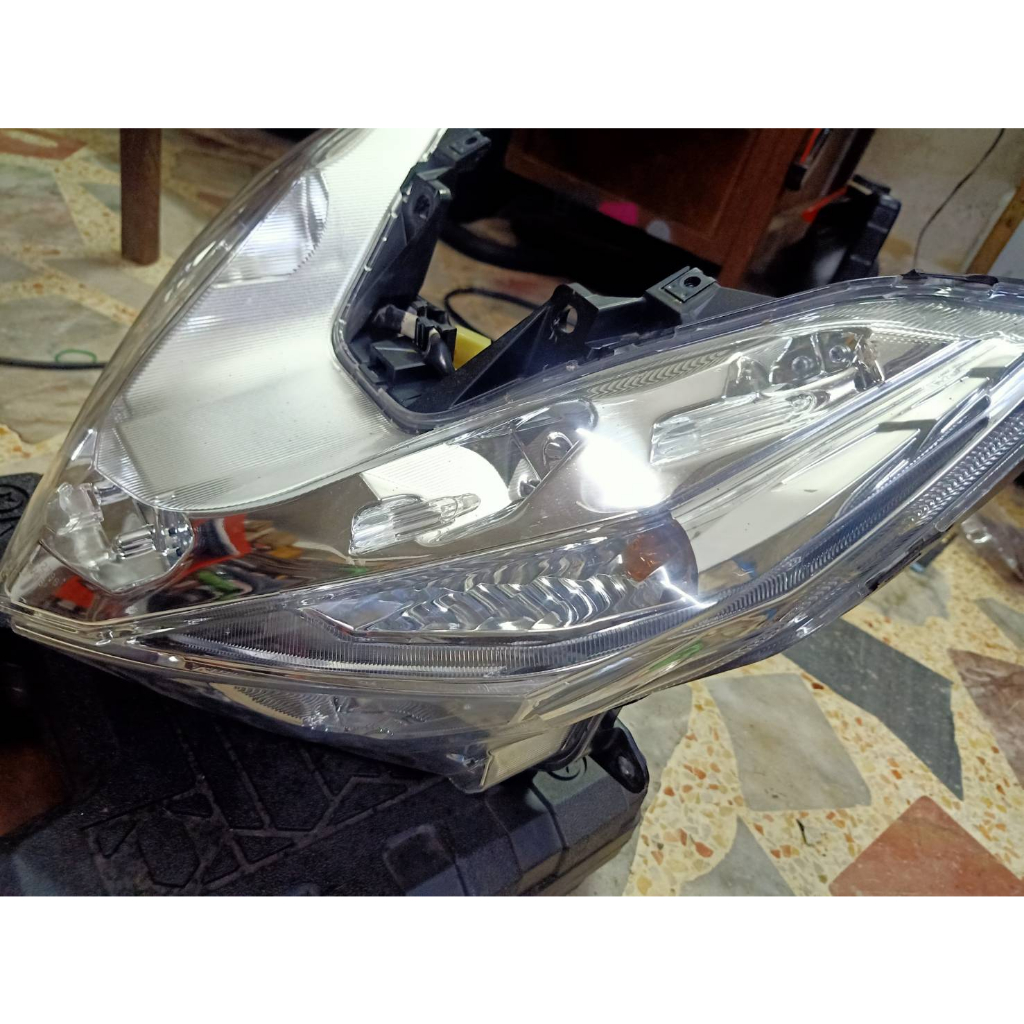 ไฟหน้า-honda-click125i-2015-2017-สืนค้ามือสอง