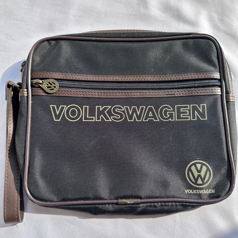 volkswagen-กระเป๋าทรงคลัทช์-โฟลค์สวาเก้น