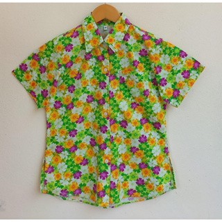 Cotton shirt เสื้อลายดอก กระเป๋าบน1 size S ลายดอกเขียวม่วง อก 36 ยาว 23 • Code : 281(3)