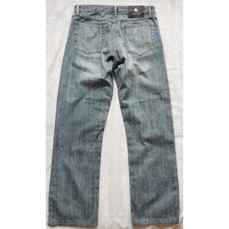 burberry-vintage-jeans-เบอร์เบอรี่ยีนส์แต่งเฟด-ไซส์-29-30-วินเทจของแท้-สภาพแต่งเฟด-เซอร์ๆสภาพดี-unisex