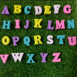 ตัวอักษรไม้ขนาดเล็ก ชุด A-Z ขนาด 1 ซม.