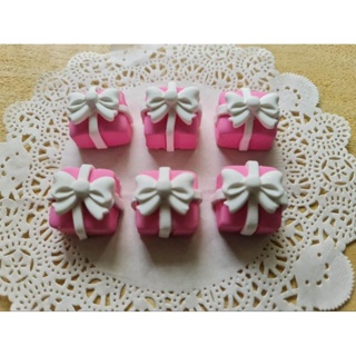 🎁 กล่องของขวัญ ของขวัญ น้ำตาลตกแต่งเค้กวันเกิด น้ำตาลรูปกล่องของขวัญ gift box cake topper cake decoration น้ำตาลปั้น