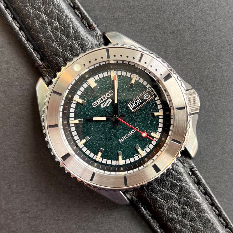 Seiko 5 Sports 55th Anniversary Masked Rider Limited Edition SRPJ91K ...