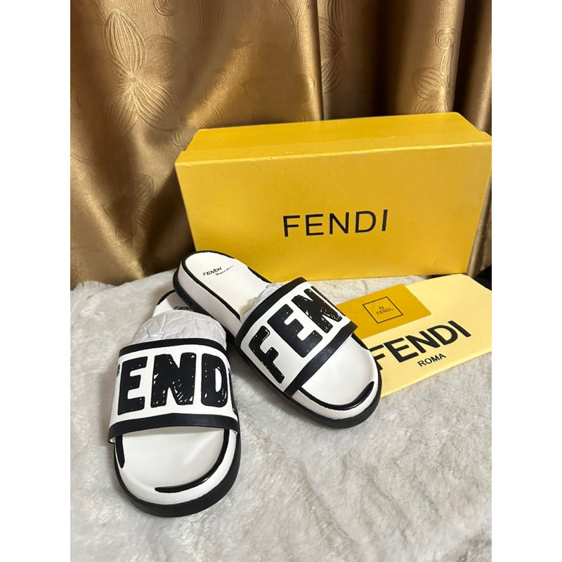 FENDI ROMA SLIDE SANDAL Shopee Thailand