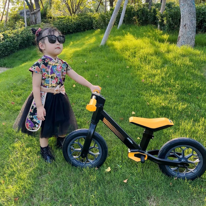 lamborghini-balance-bike-จักรยานทรงตัว-อายุ-3-8-ขวบ