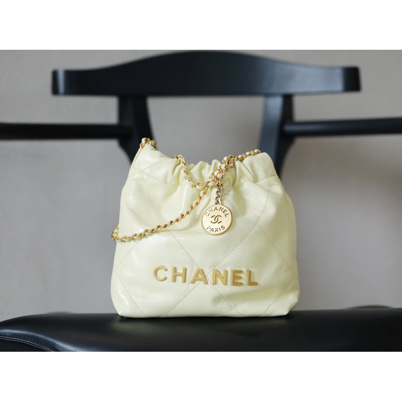 chanel-22-mini-สุดน่ารัก-พร้อมกล่องใส่และอุปกรณ์ครบ