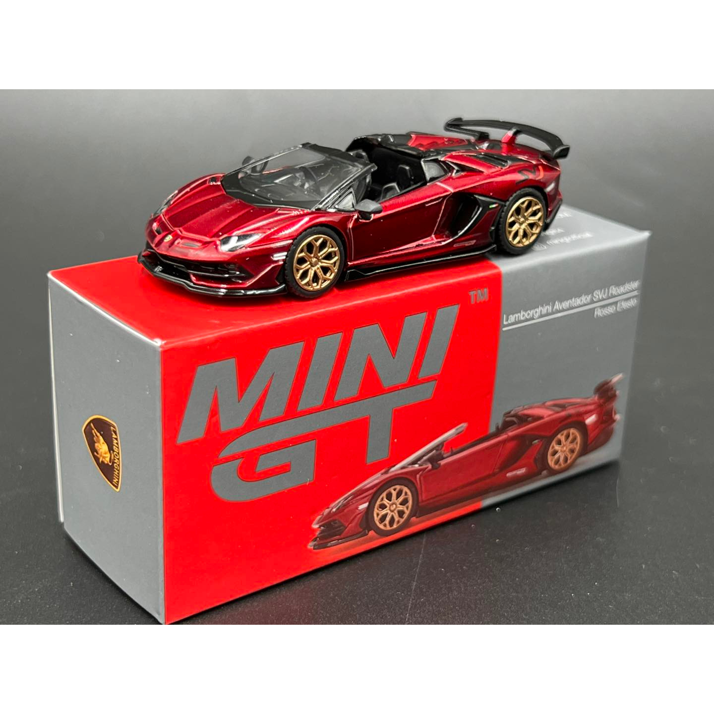 minigt-lamborghini-aventador-svj-roadster-rosso-efestos