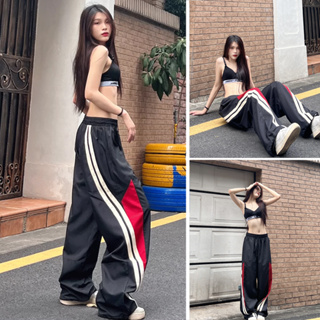 กางเกงวอร์มหลวมสำหรับผู้หญิงสีตัดกัน Drawstring ขากว้างกางเกงวิ่ง Street Leisure