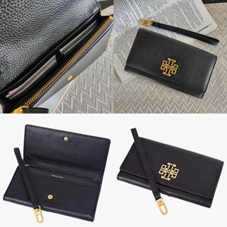 🎀 (สด-ผ่อน) กระเป๋าสตางค์ฝาพับสีเทา สายคล้อง 78565  Tory burch britten smart phone wallet