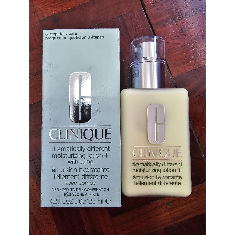 ถูกที่สุด clinique moisturizer lotion 125ml ราคาพิเศษ 300บาท ปีผลิต 9/
