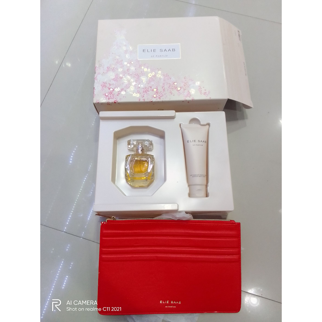 elie-saab-le-parfum-set-edp-50ml-body-lotion-75ml-bag-for-women-เซ็ต