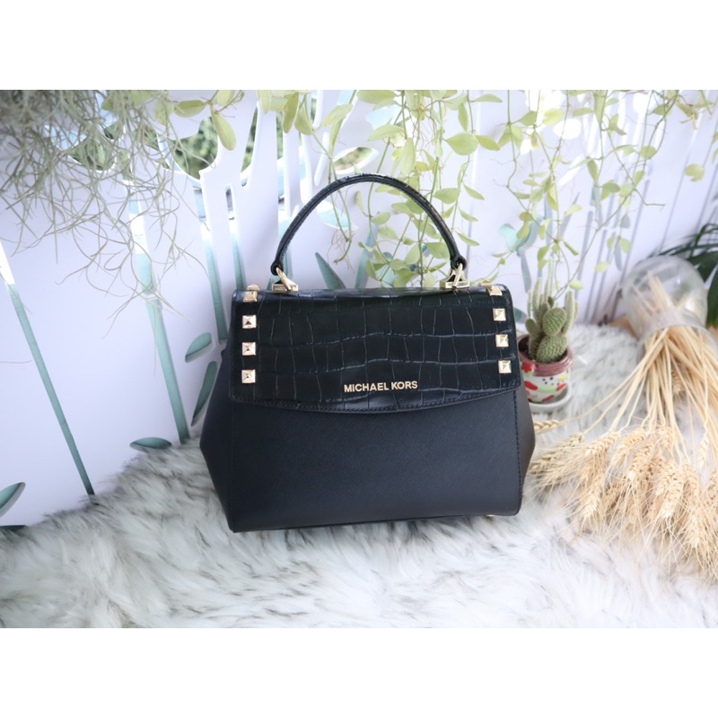 พร้อมส่ง-michael-kors-karla-crossbody