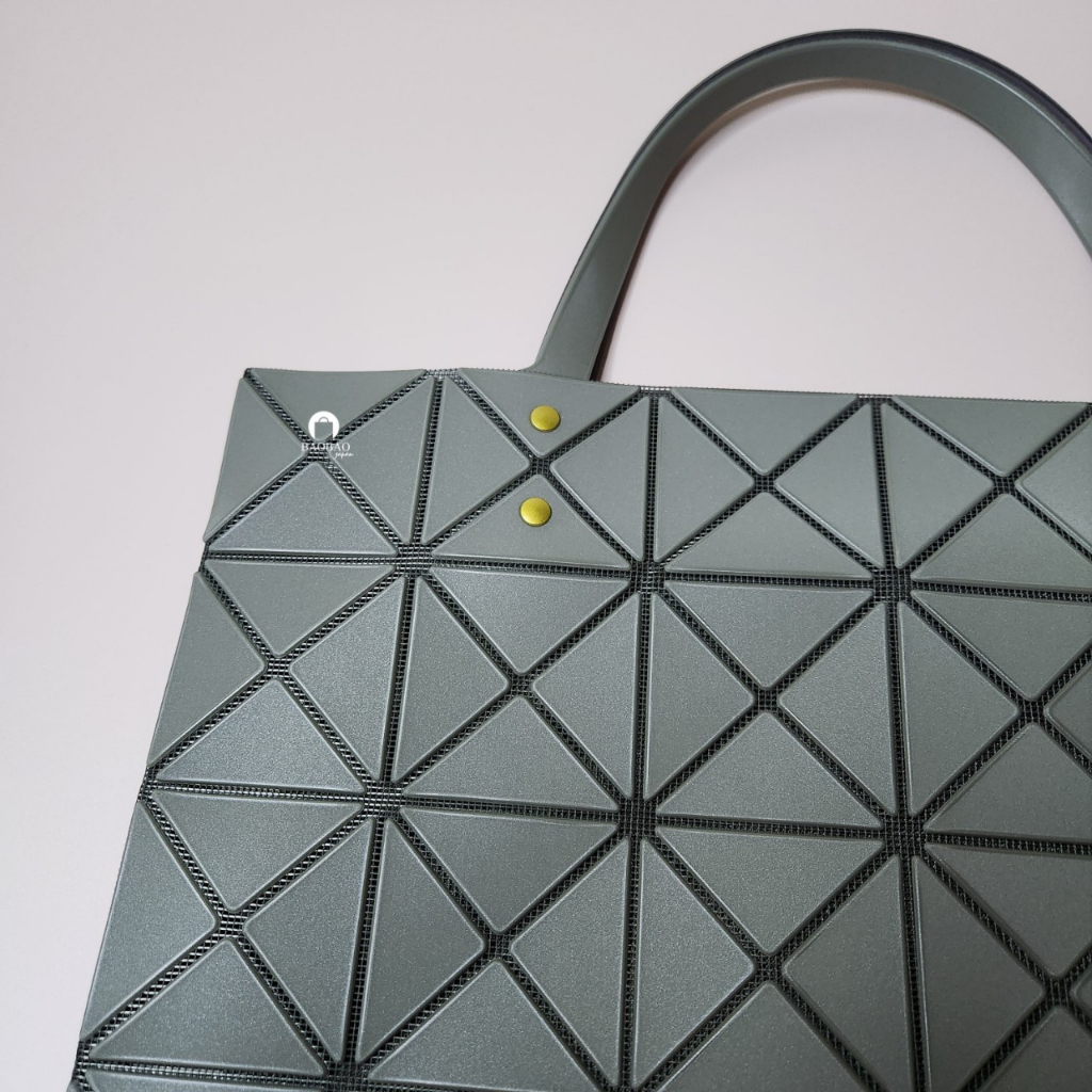 baobao-lucent-one-tone-6-6-บล็อค-ของแท้จาก-shop-baobao-issey-miyake