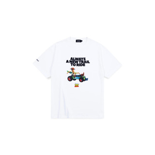 Carnival x Toy Story Woody Buggy T-Shirt White ไซส์ XL