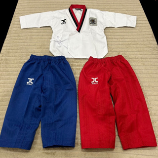 ชุดพุมเซ่เด็กผู้ชาย ผ้าใหม่ลื่น ชุดพุมเซ่ผู้หญิง กาวเกงแดง กางเกงน้ำเงิน ชุดเทควันโด ชุดพุมเซ่เทควันโด Poomsae Taekwondo