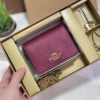 ★ New ของแท้ 100% กระเป๋าสะพายข้าง Coach Boxed Mini wallet