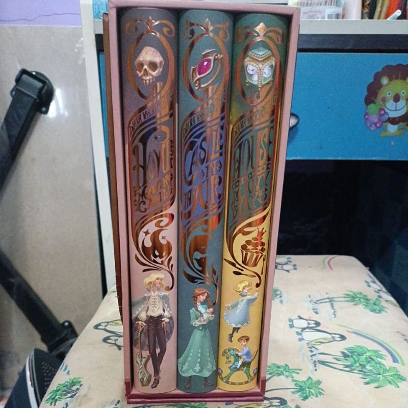 Howl S Moving Castle ปราสาทเวทมนตร ของฮาวล ช ดboxset 3เล มจบ Shopee