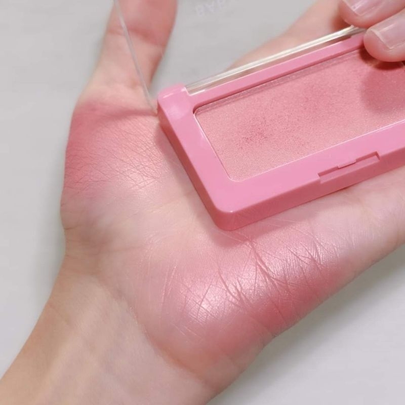 บลัชออน-baby-bright-no-01-peony-peach-ชิมเมอร์เนียนละเอียด-ปัดแล้วได้ฟีลใสๆธรรมชาติดีมาก