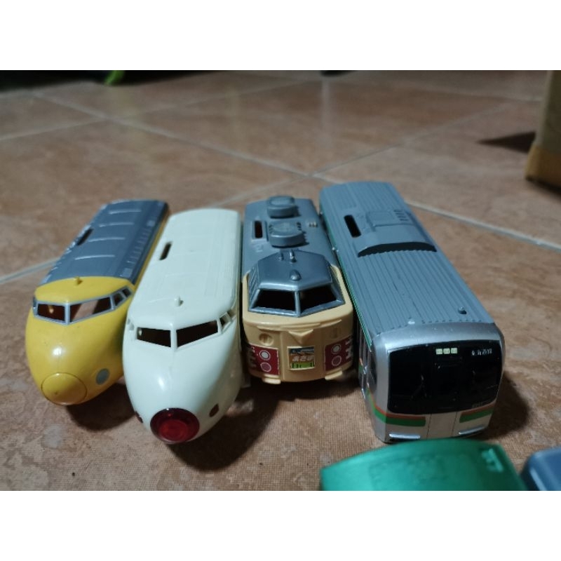 tomy-ฝาครอบหัวรถไฟรางฟ้า-ครับ