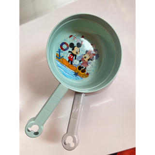 พร้อมส่ง ขันตักน้ำแบบมีที่จับ ลายลิขสิทธิ์ แท้ disney คละลาย