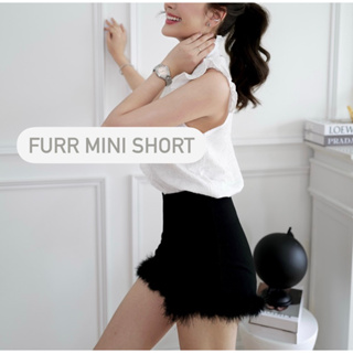 Furr Mini Short - กางเกงขาสั้นเก็บทรงแต่งขนมิ้ง