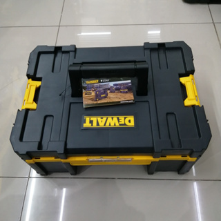 DEWALT กล่องเครื่องมือช่าง แบบลิ้นชัก พร้อมกล่องอุปกรณ์ 6 ใบ รุ่น DWST1-70705