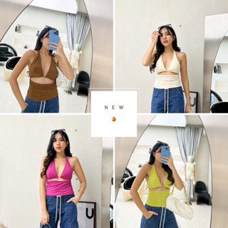 สายเดี่ยวคล้องคอ ด้านหลังรูดตามตัว