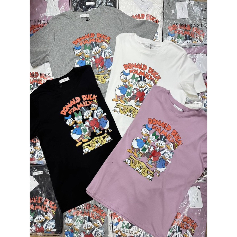 เสื้อยืดลาย-donald-duck-family-ป้าย-its-me-basic