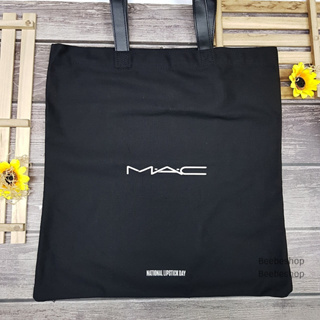 กระเป๋า MAC National Lipstick Day Bag ใบหญ่ สีดำ ขนาด 40*42 ซม.