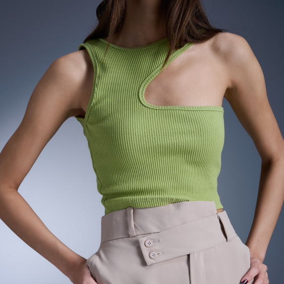 aht090-free-form-basic-rib-crop-top-เสื้อกล้ามผ้าร่องดีเทลcut-outไหล่เดี่ยว