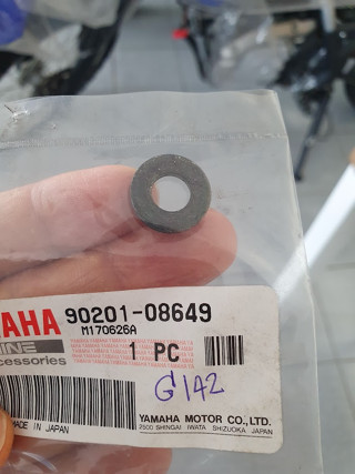 9020108649 แหวนรอง  FINO Nouvo Tricity SR400 ขนาดรู m8  แหวนยึดท่อไอเสีย Washer Plate แท้ 90201-08649 -08086 -086P8