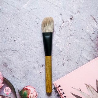 Brushlovelove แปรงปัดแก้มขน green sandalwood ขนจิ้งจอกเงิน snow fox ผสมขนแพะ saikoho