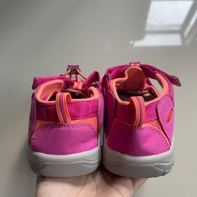 keen-newport-h2-verry-fusion-coral-ของแท้-มือ-1-ไม่มีกล่อง-sz-36