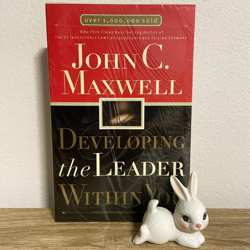 หนังสือ John C. Maxwell Developing the Leader within You ของใหม่ ...