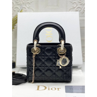 กระเป๋า  Dior งานออริเทียบแท้หนังแท้ สวยมาก size 18cm boxset*