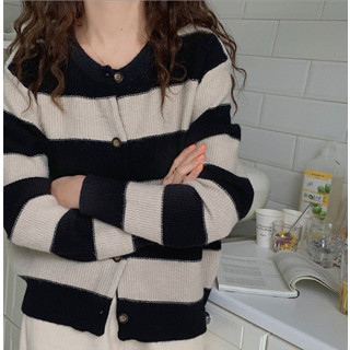 Ariella cardigan เสื้อหนาวไหมพรมแขนยาว กระดุมหน้า สไตล์เกาหลี TS1647