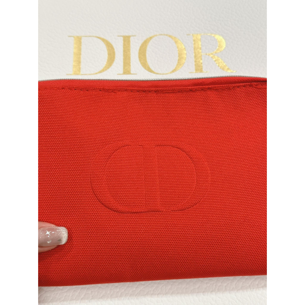 c-h-r-i-s-t-i-a-n-d-i-o-r-red-makeup-bag