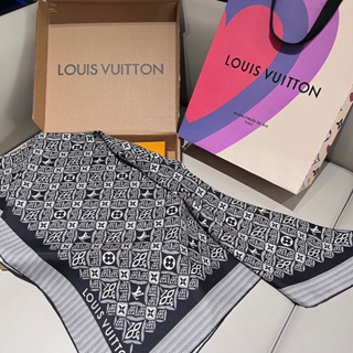 พรี​ ราคา3600 Lv Louis Vuitton Scarf 100% Silk ผ้าพันคอไหม90*90cm