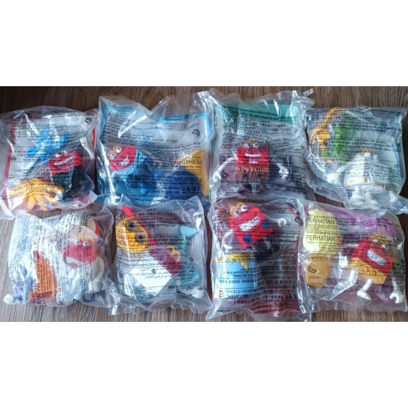 ของเล่นแมคโดนัลชุด-happy-meal-ปี-2015-งานเก่าเก็บในถุงเดิม