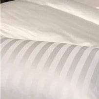 ชุดผ้าปูที่นอน-เครื่องนอน-ลายริ้ว-6-5-3-5-ฟุต-พร้อมผ้านวมหนา-8-ฟุต-สีขาว-สีพื้น-เกรด-premium