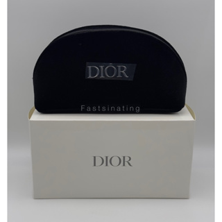 Dior Cosmetic Bag ผ้ากำมะหยี่สีดำ โลโก้สีเงิน ขนาด 7x4x2”