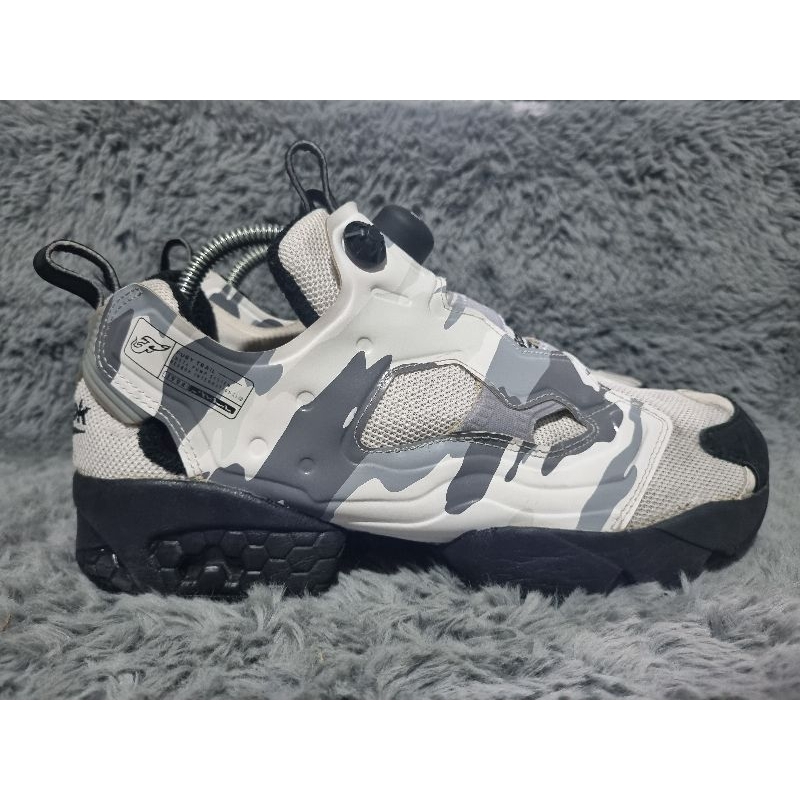 Reebok pump size 40 ยาว 255 (มือสองของแท้) | Shopee Thailand